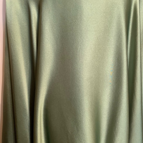 Gorgeous Green Strapless Dress - Picture 7 of 9